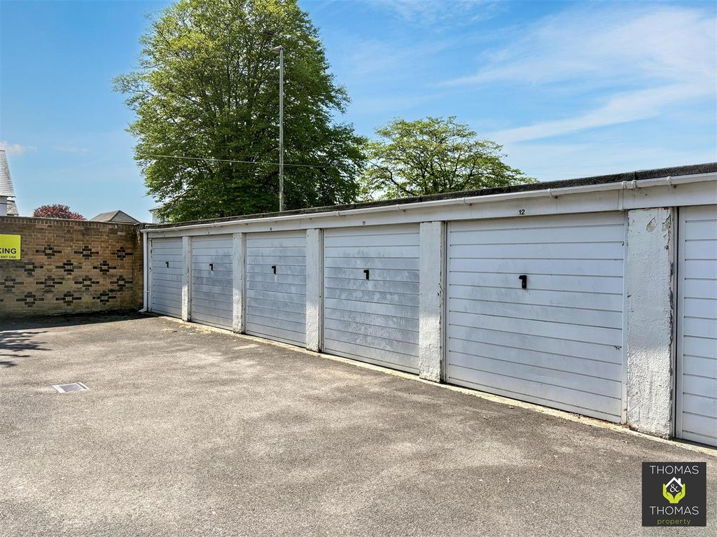 Property photo 2 of 7 Img_3544.Jpg