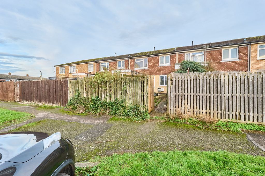 Property photo 3 of 10