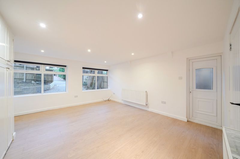 Property photo 2 of 19 Photo 15