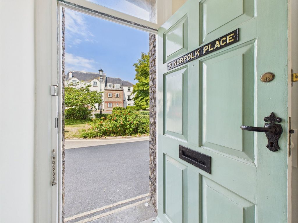 Additional image 21 of 4 bed detached house for saleNorfolk Place, Littlehampton BN17