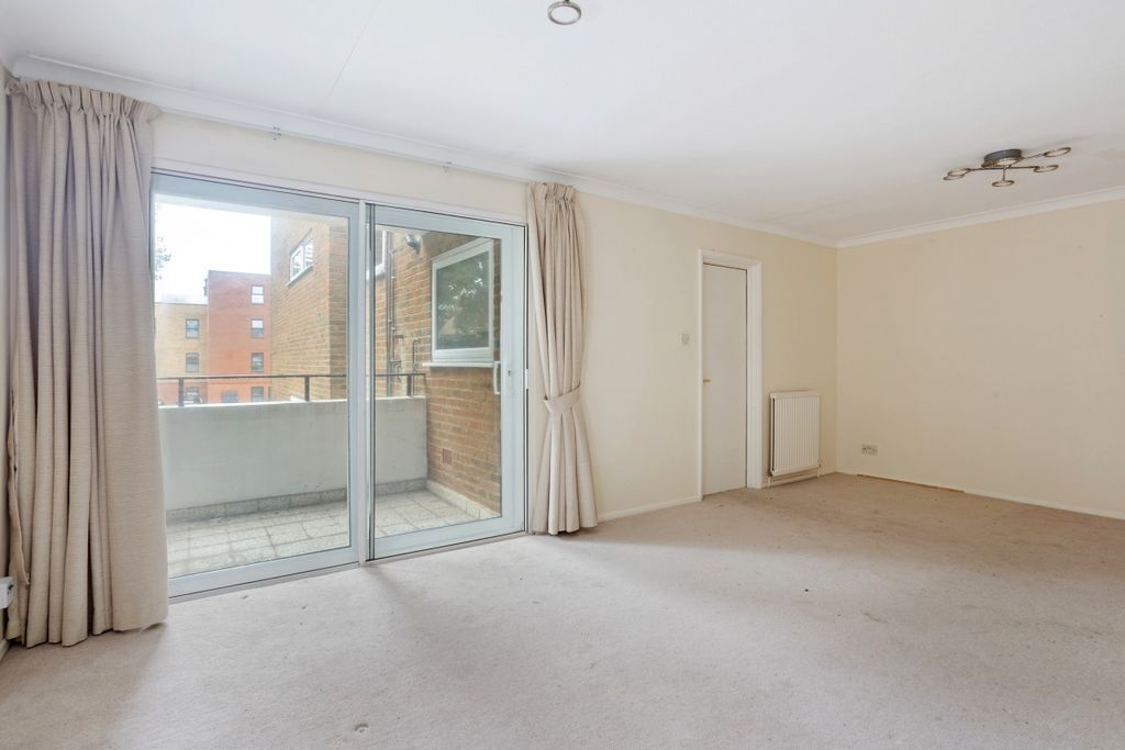 Property photo 3 of 22