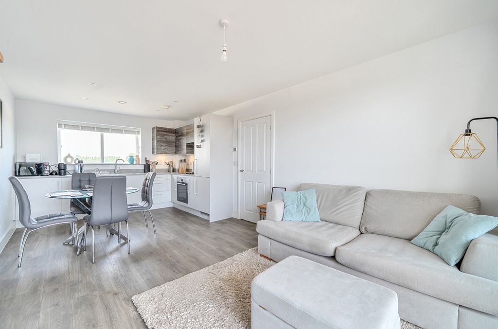 Property photo 2 of 18 1-6A70Cda6Edd2B-1...