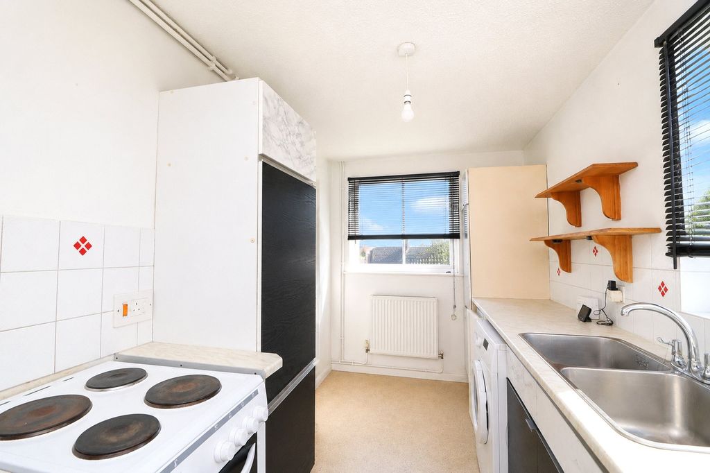 Property photo 3 of 8 Picture No. 05