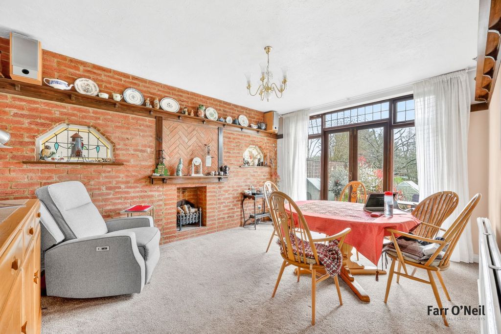 Property photo 3 of 29 Photo 13