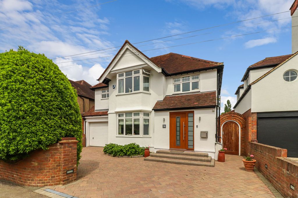 Property photo 1 of 31