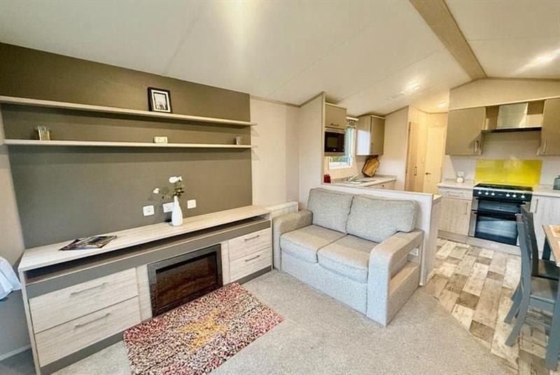 Property photo 2 of 9 A09867 1 20260219 00.Jpeg