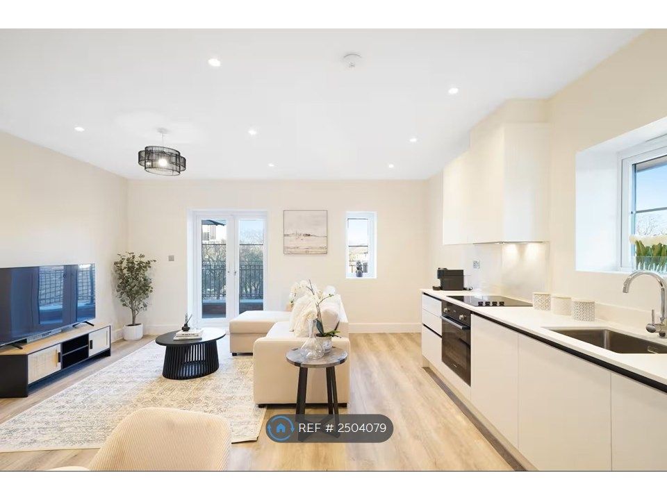 Property photo 1 of 22