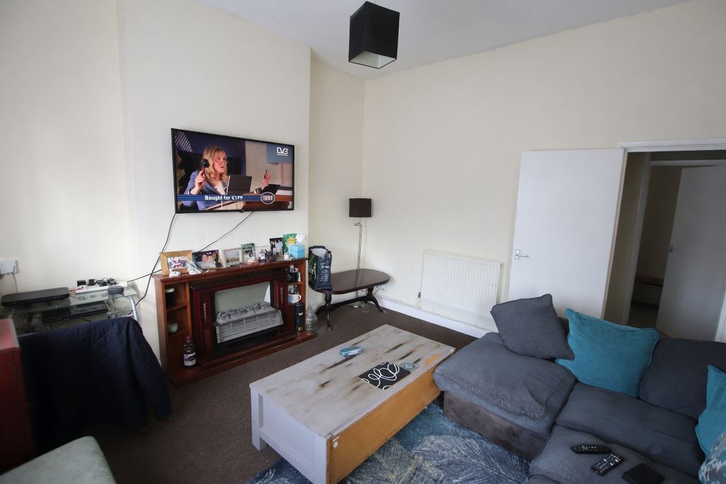 Property photo 2 of 12 Photo 11