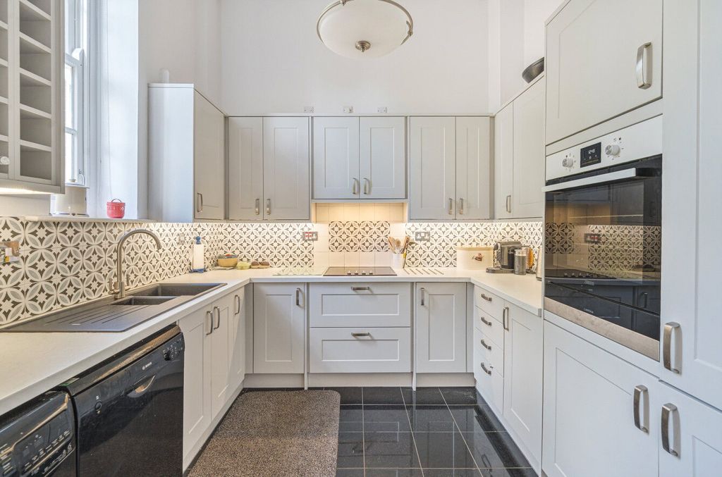 Property photo 2 of 13 Kitchen
