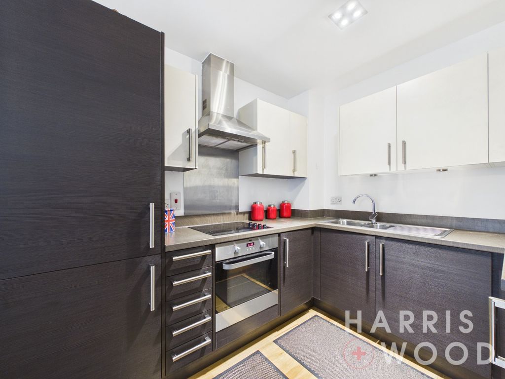 Property photo 3 of 11 5392873
