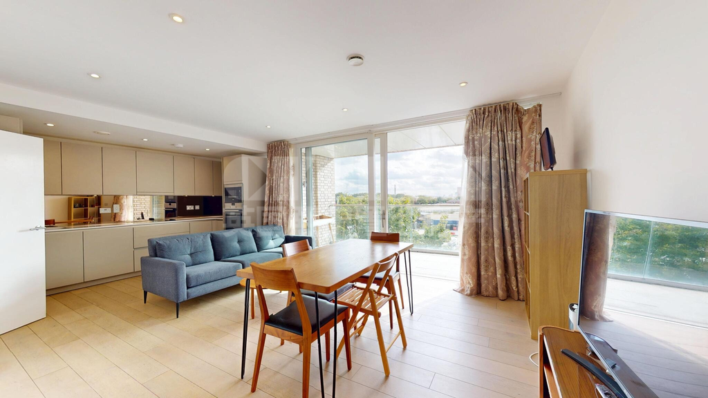 Property photo 2 of 27