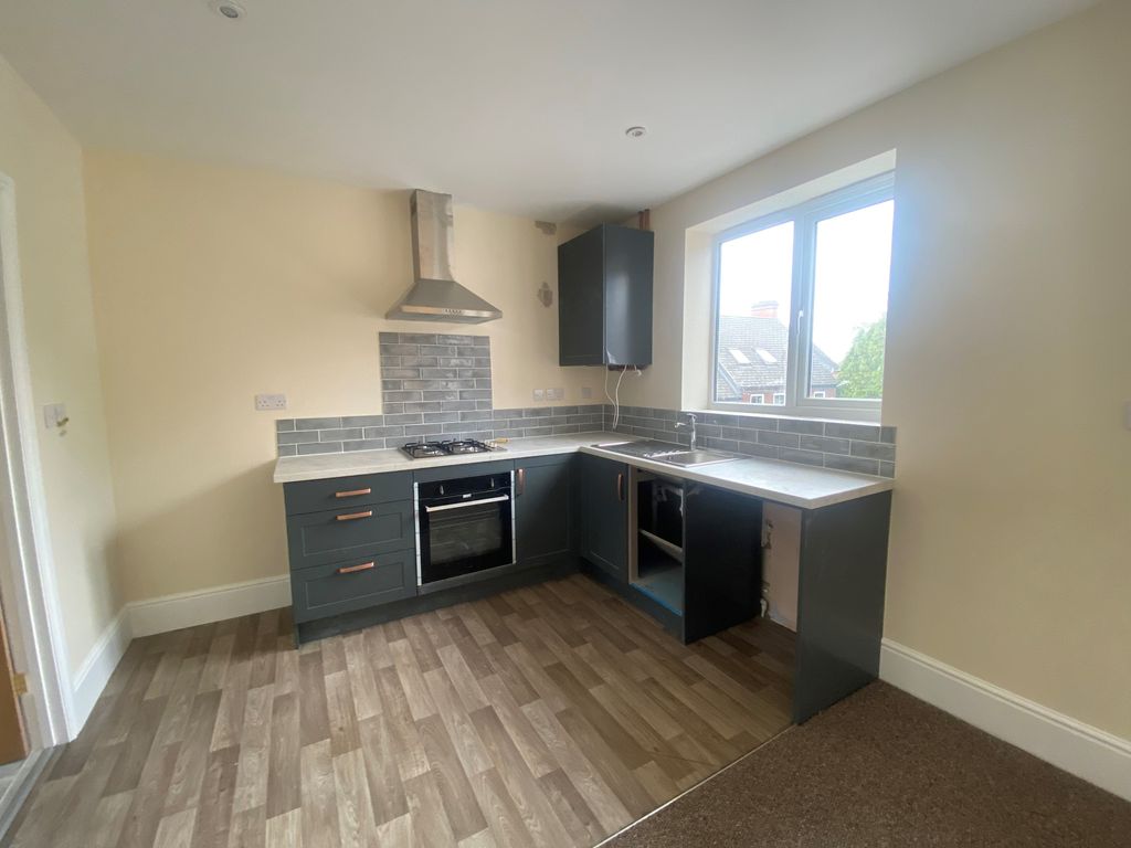 Property photo 1 of 5 Kitchen
