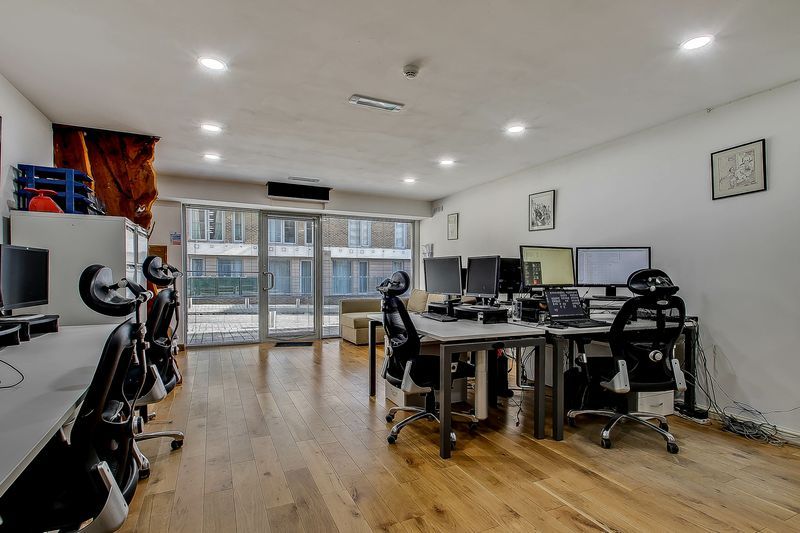 Property photo 2 of 10