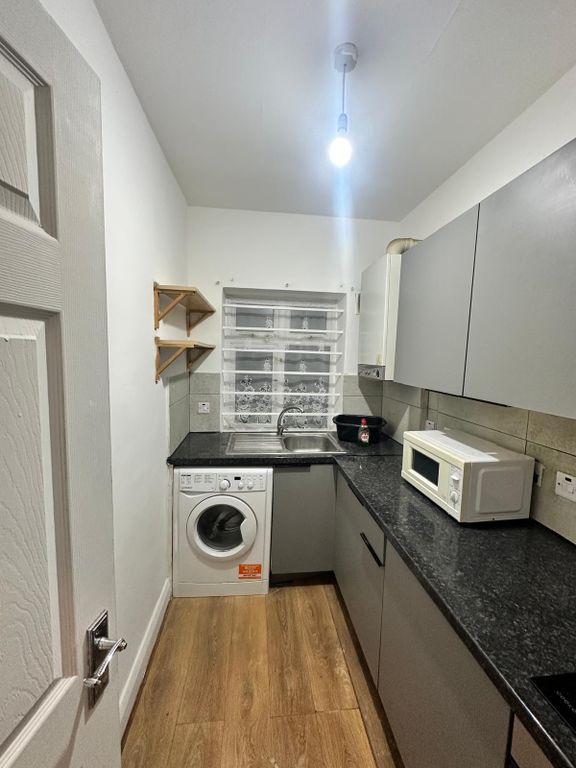 Property photo 2 of 4