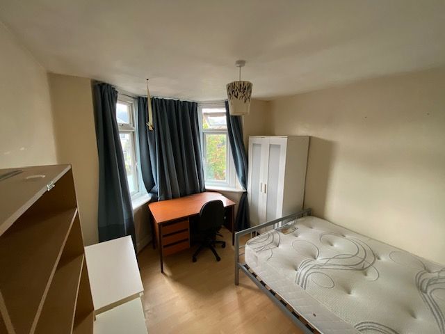 Property photo 3 of 3
