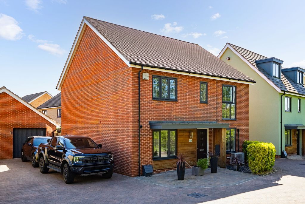 Property photo 1 of 22