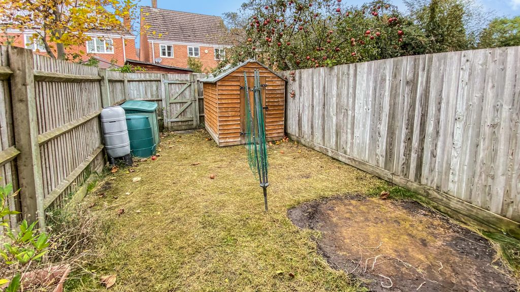Property photo 2 of 10 Garden