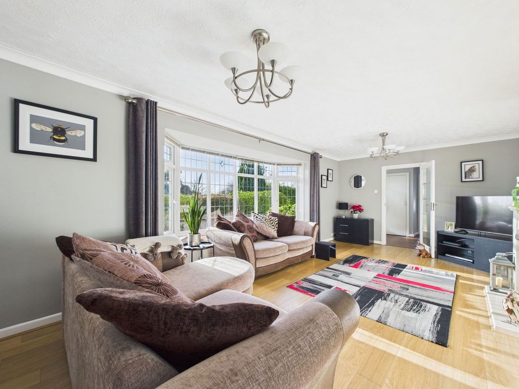 Property photo 2 of 23