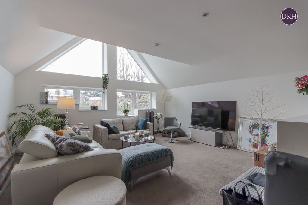 Property photo 2 of 11 Picture No. 09