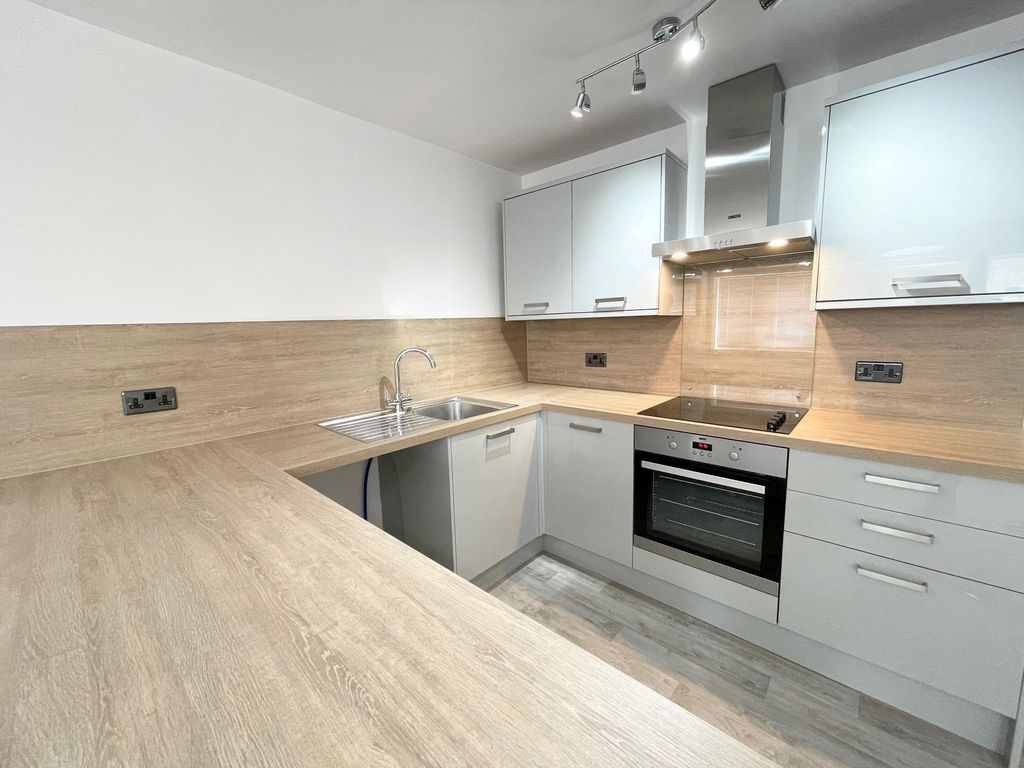 Property photo 2 of 16 0 General
