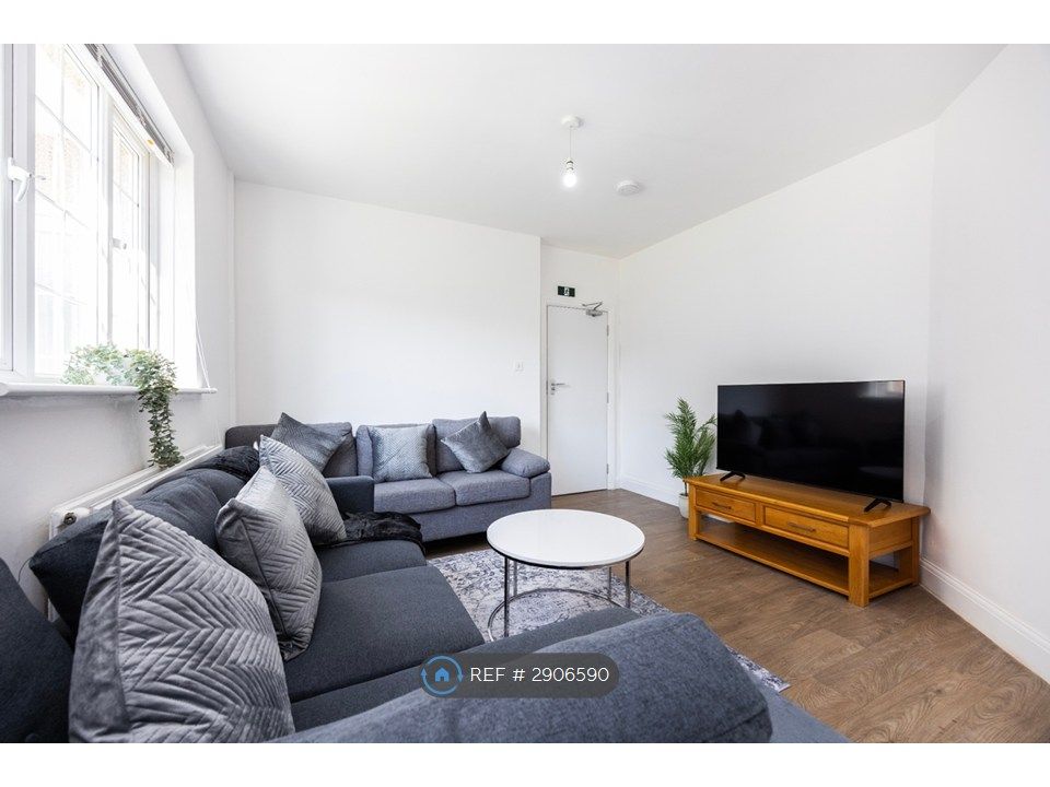 Property photo 1 of 35