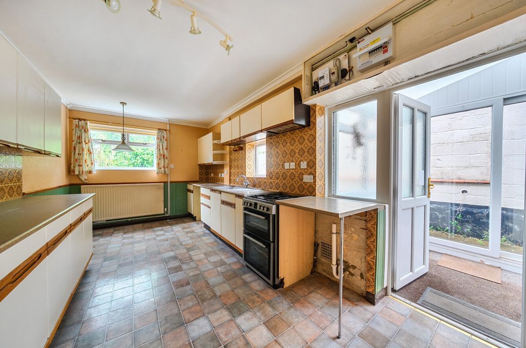 Property photo 3 of 24 1472373-13-6A21Ab...