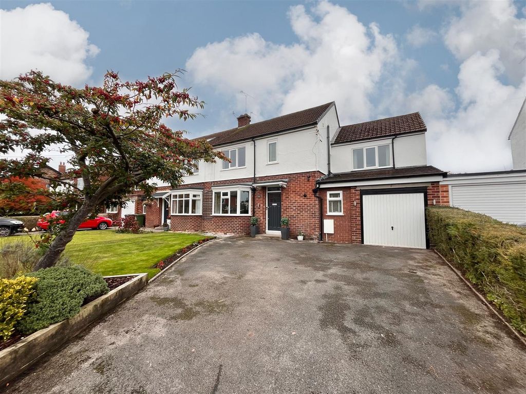 Property photo 1 of 28