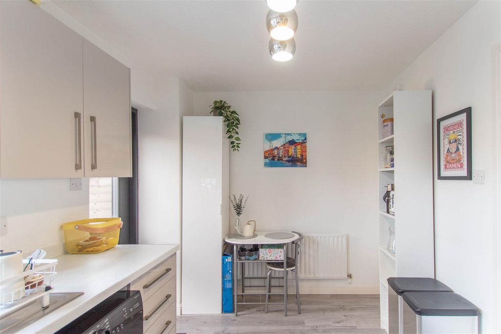 Property photo 3 of 9 Img_2014.Jpg