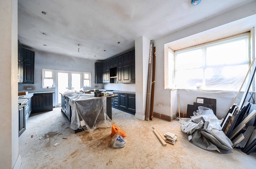 Property photo 1 of 20 1423937-4-69A99803Cdef0