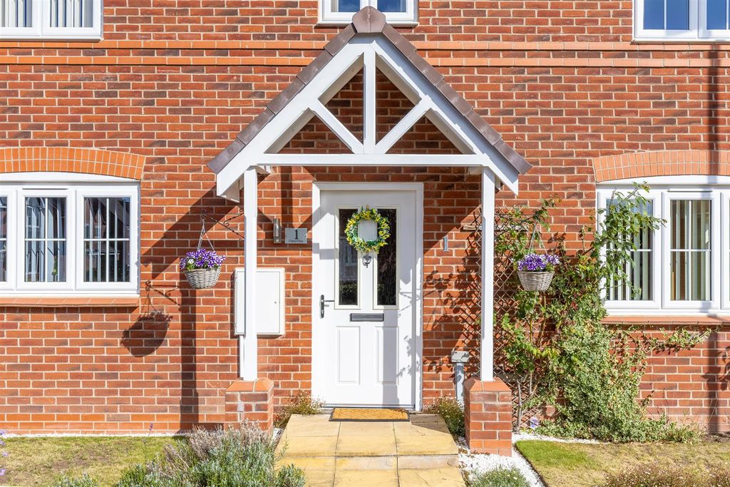 Property photo 3 of 32 1Cottonclose-6.Jpg