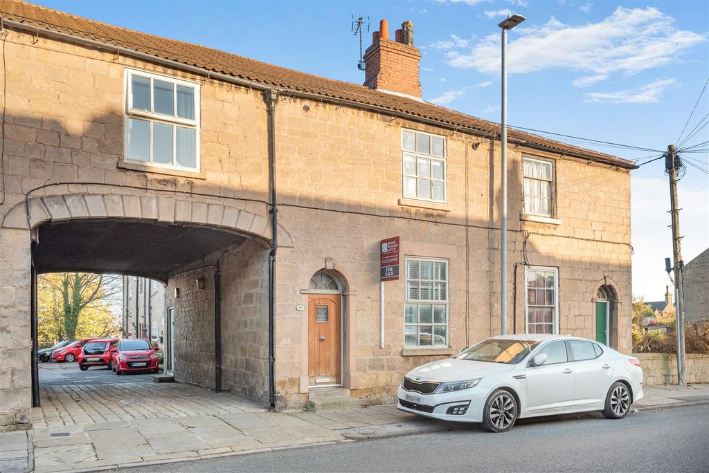 Property photo 1 of 20 8671519-Exterior03.Jpg