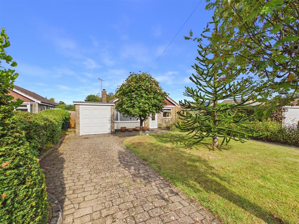 Property photo 1 of 19 Cam05476G0-Pr0320-Still015.Jpg