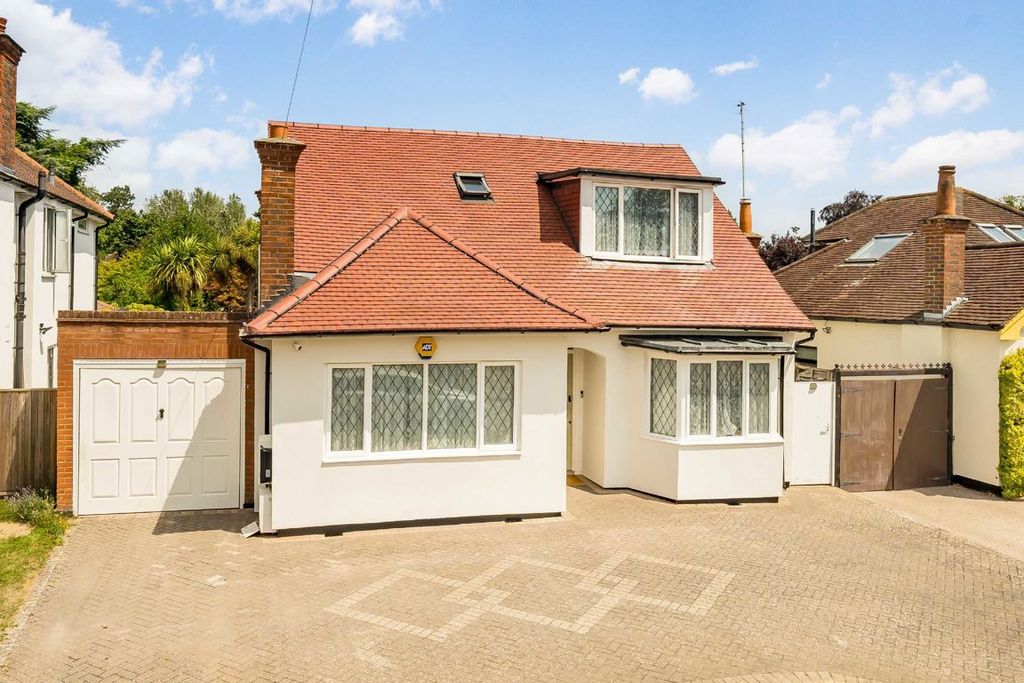 Property photo 1 of 9