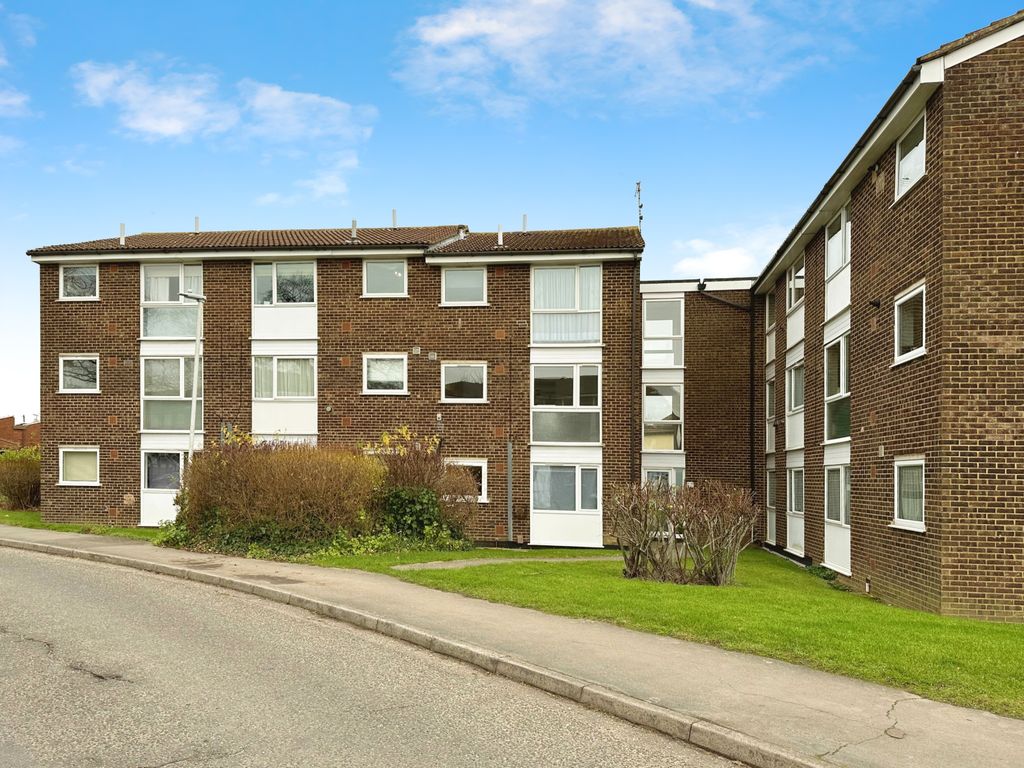 Property photo 1 of 7