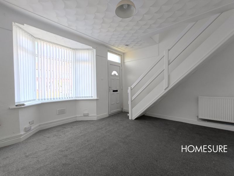 Property photo 2 of 10 Large Reception Room
