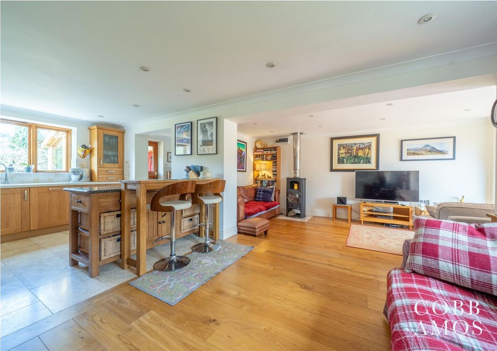 Property photo 3 of 33 High Res-19.Jpg