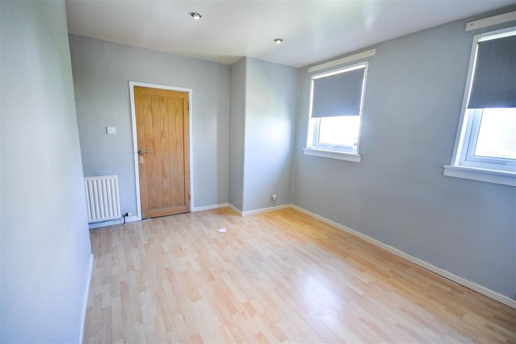 Property photo 3 of 11 3.Jpg