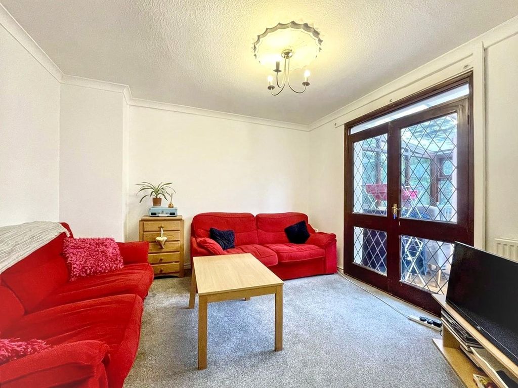 Property photo 3 of 9 4H3Fehsee0Sjx_2R2Diuxq (1).Jpg