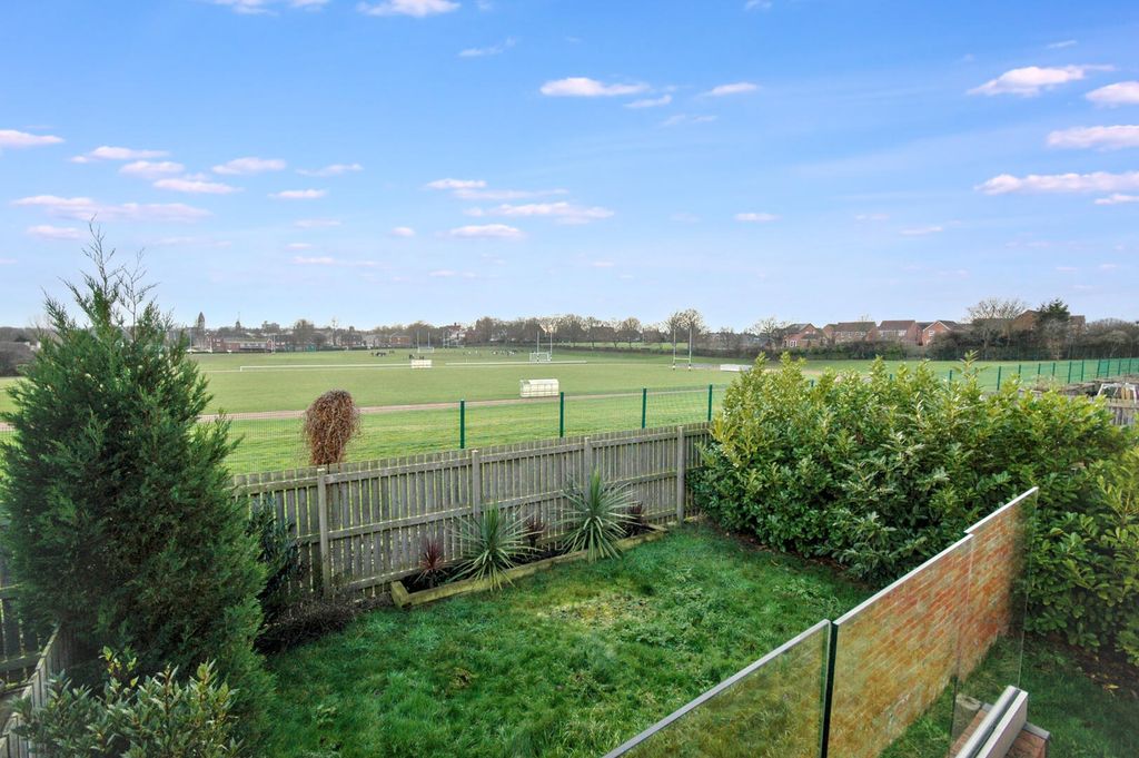 Property photo 3 of 21 Rear Garden And View