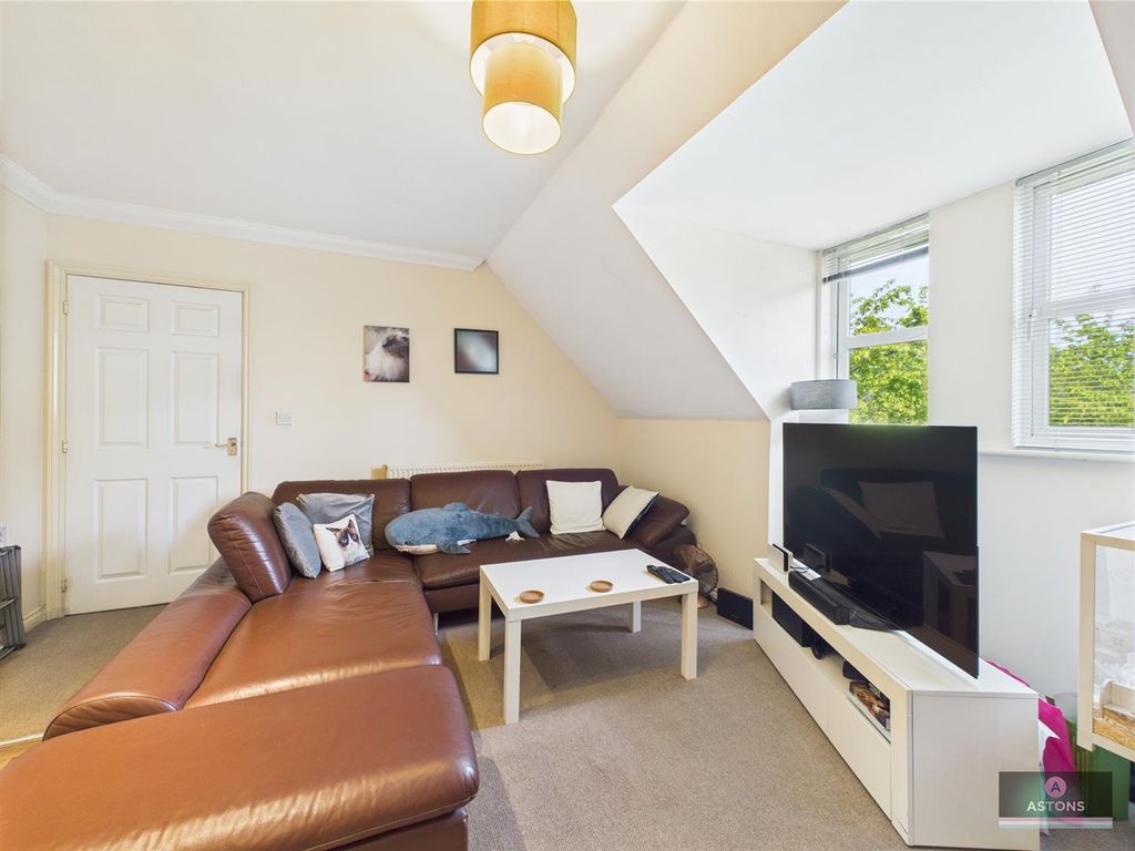 Property photo 3 of 7 Cam02202G0-Pr0571-Still005.Jpg