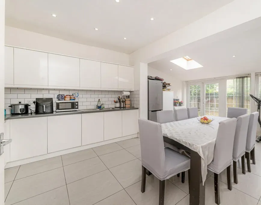 Property photo 2 of 9