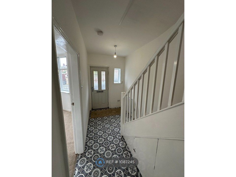 Property photo 3 of 13 Hallway View 2