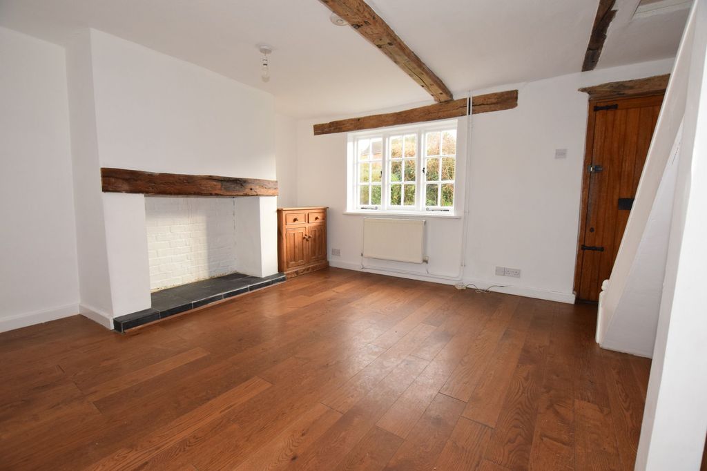 Property photo 2 of 8 Living Room