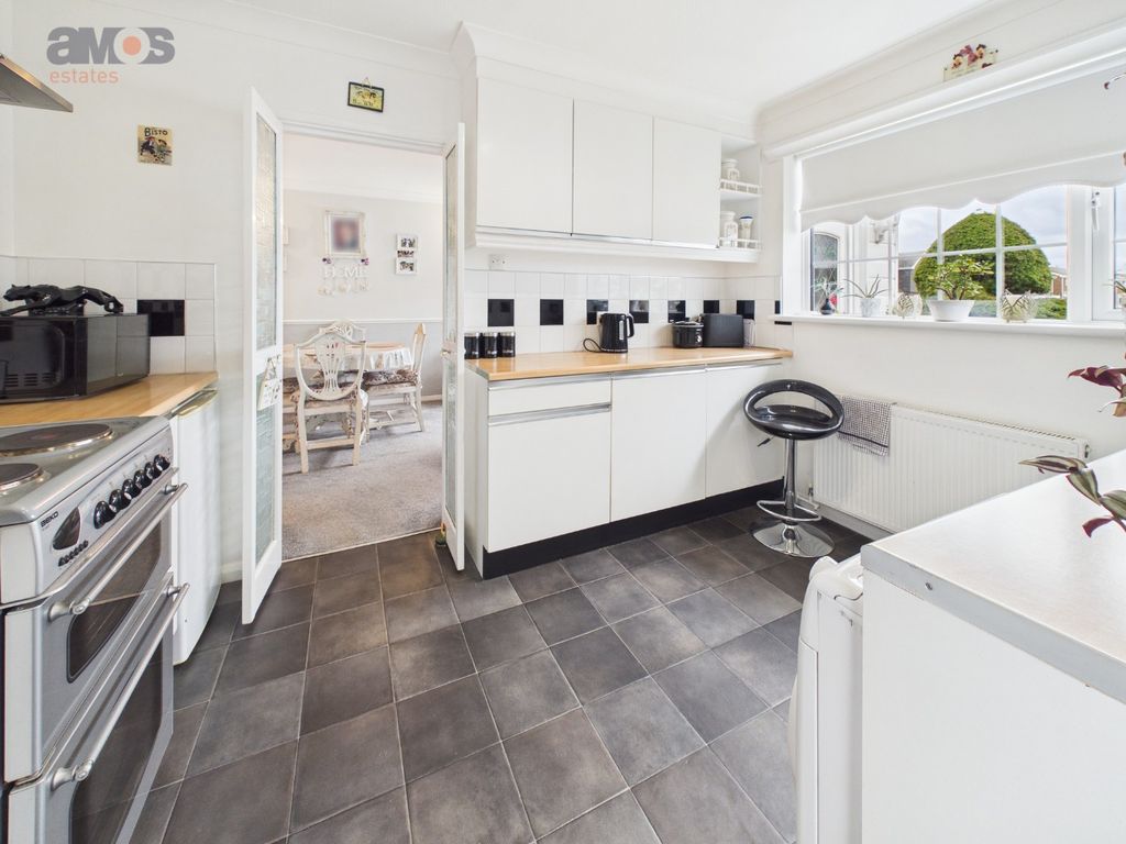 Property photo 3 of 18 4952283