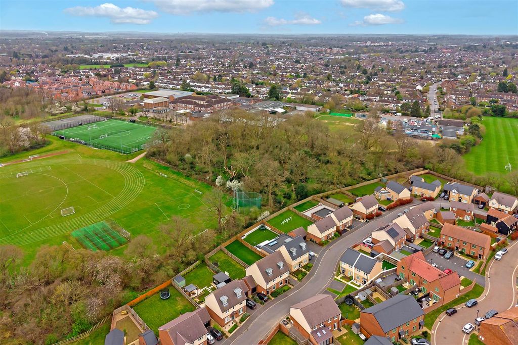 Property photo 3 of 52 15Eagleway-3.Jpg