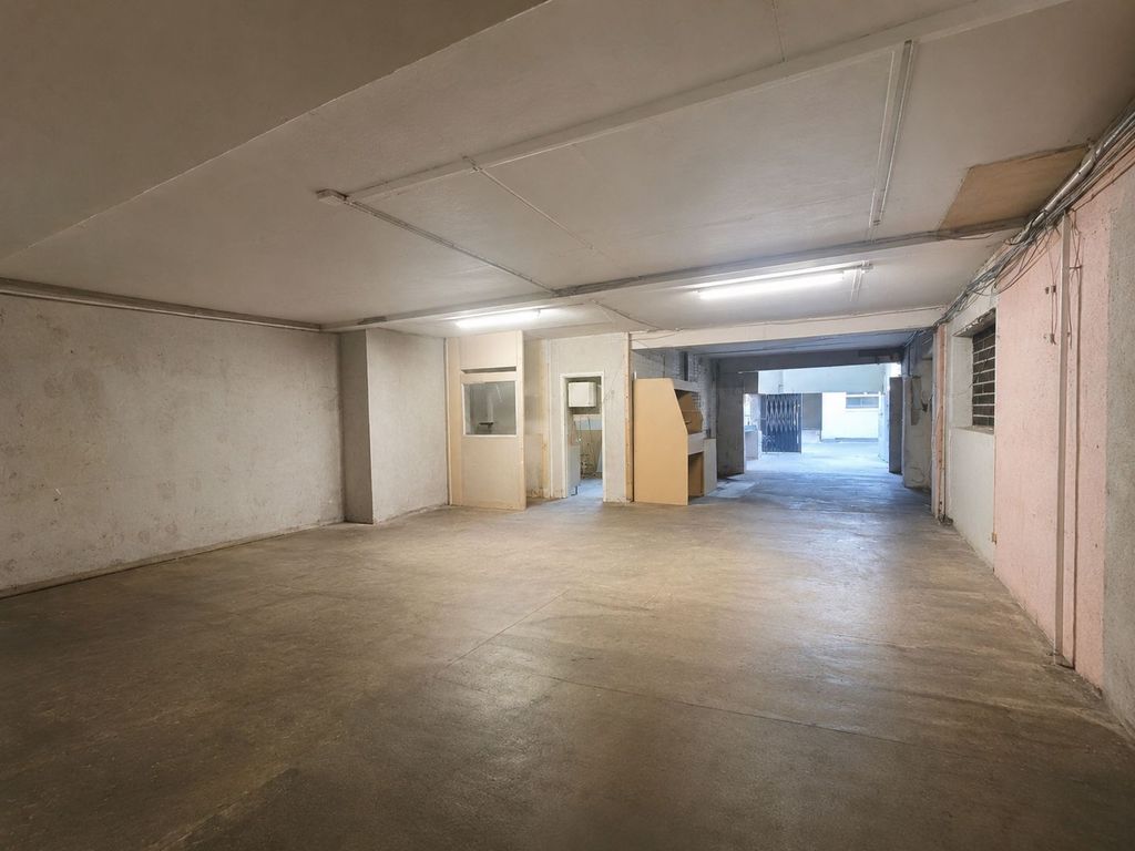 Property photo 2 of 4