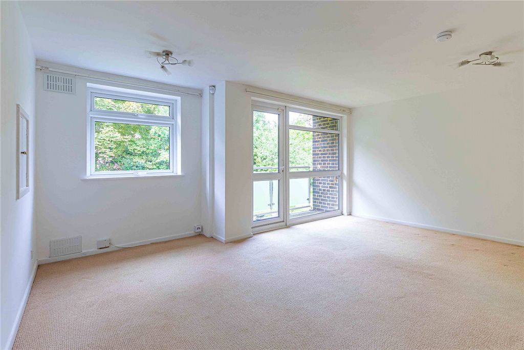 Property photo 3 of 16 Picture No. 09