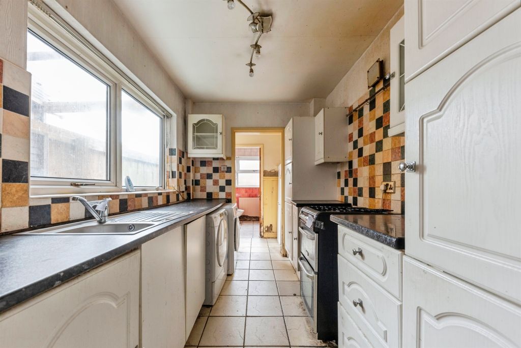 Property photo 3 of 13