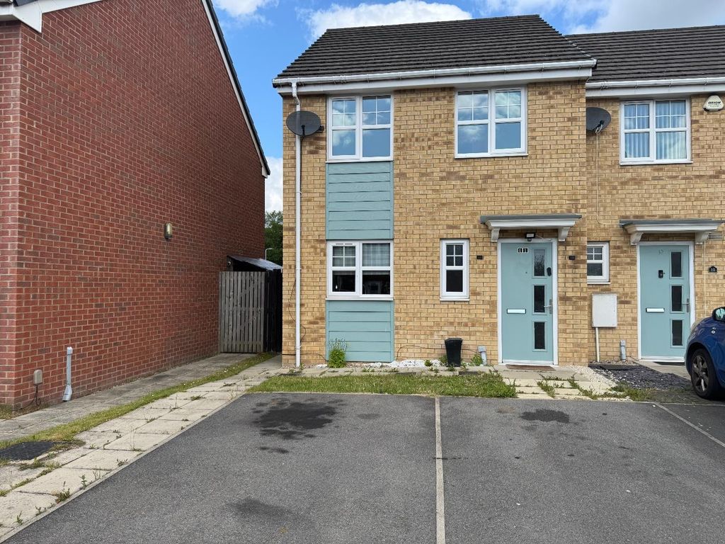 Property photo 1 of 10 External