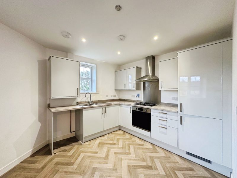 Property photo 2 of 14 Photo 11